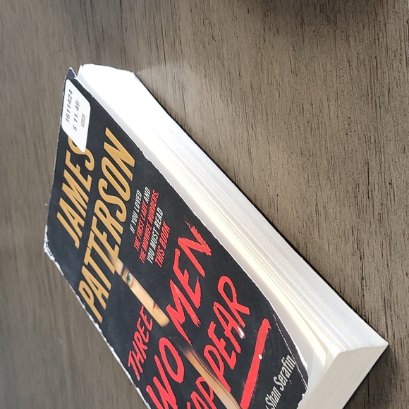 James Patterson Three Women Disapper Paperback Book - Picture 2 of 3
